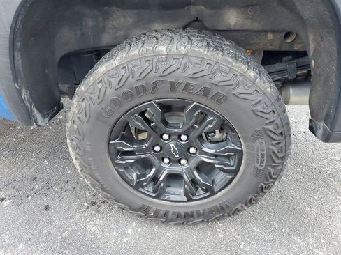 Used 2023 Chevrolet Silverado 1500 ZR2 image 31