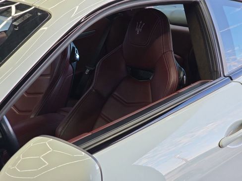 Used 2014 Maserati GranTurismo Sport RWD image 30