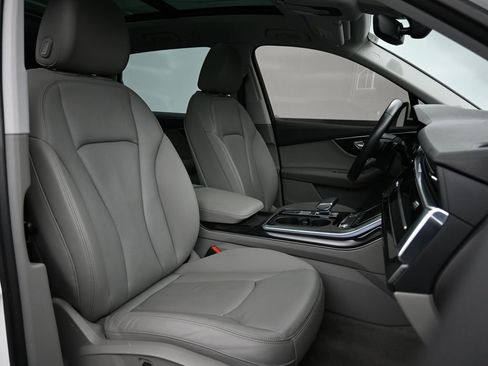 Used 2020 Audi Q7 3.0T Premium Plus image 25