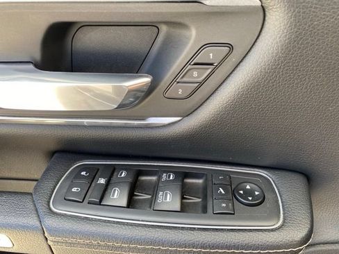 Used 2020 RAM 1500 Laramie AWD/4WD image 30