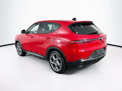 Used 2024 Alfa Romeo Tonale Veloce AWD/4WD image 5