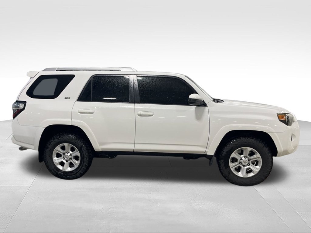 Used 2016 Toyota 4Runner SR5 w/ Convenience Package AWD/4WD image 6