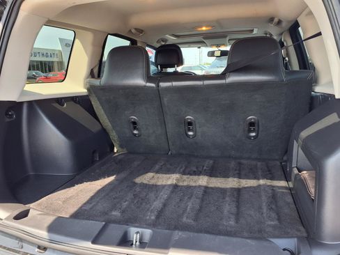Used 2017 Jeep Patriot High Altitude FWD image 17