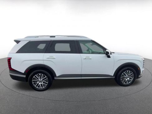 Used 2026 Hyundai Palisade SEL AWD/4WD image 16