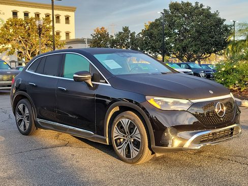 Used 2023 Mercedes-Benz EQE 350+ SUV w/ Exclusive Trim Package image 25