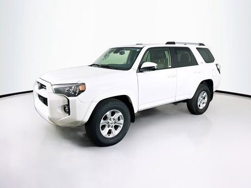 Used 2024 Toyota 4Runner SR5 Premium w/ Moonroof Package image 3