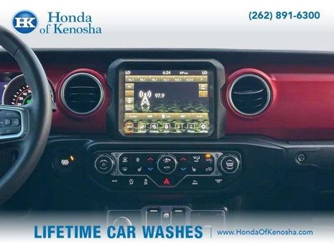 Used 2023 Jeep Gladiator Rubicon w/ Cold Weather Group image 20