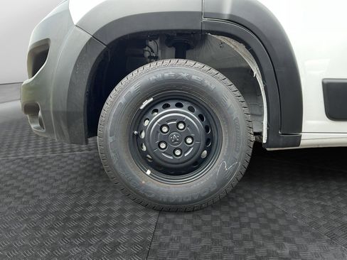 Used 2024 RAM ProMaster 2500 w/ Storage Group image 14