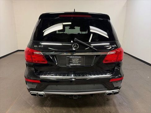 Used 2015 Mercedes-Benz GL 63 AMG 4MATIC image 8