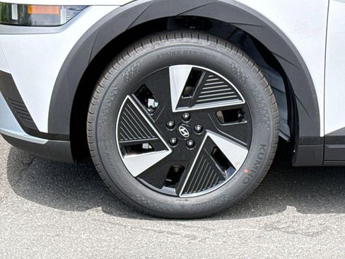 New 2025 Hyundai Ioniq 5 SEL image 12