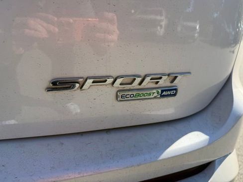 Used 2018 Ford Edge Sport w/ Equipment Group 401A AWD/4WD image 8