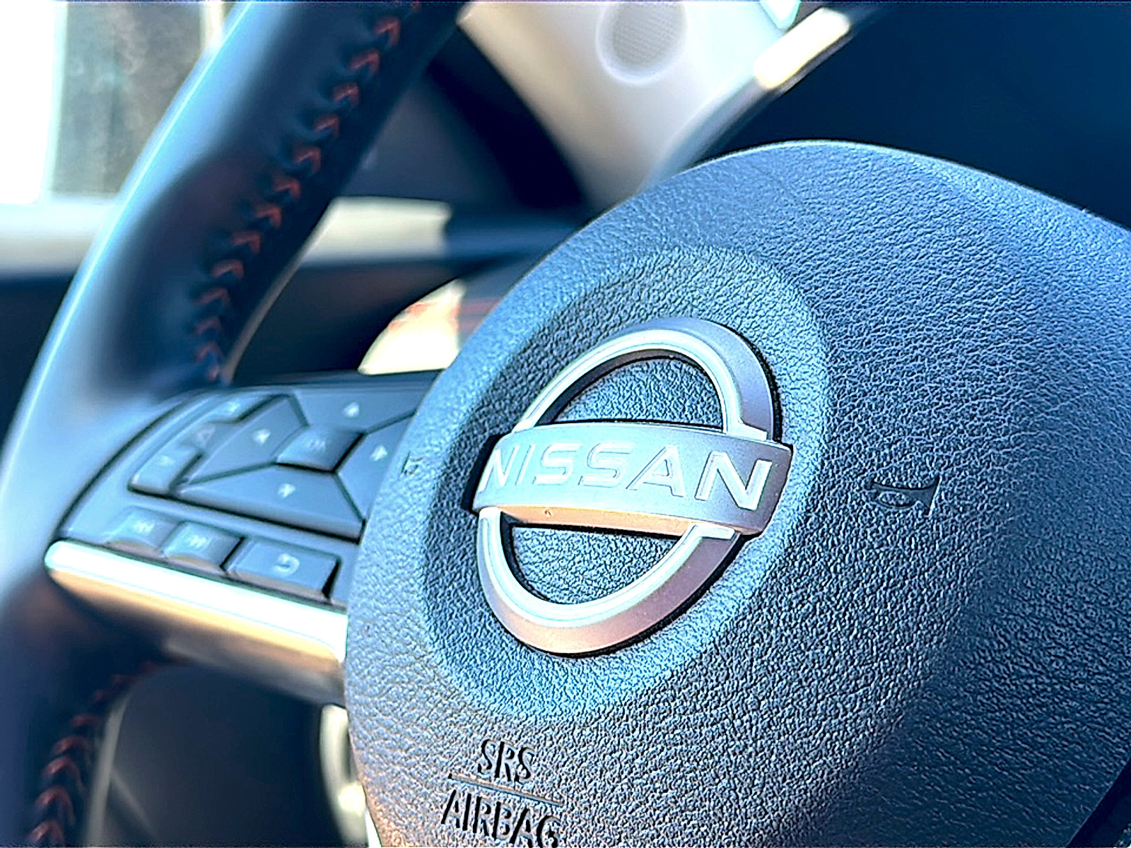 Used 2025 Nissan Sentra SR FWD image 31