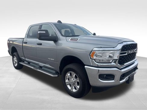 Used 2024 RAM 2500 Big Horn w/ Bed Utility Group image 3