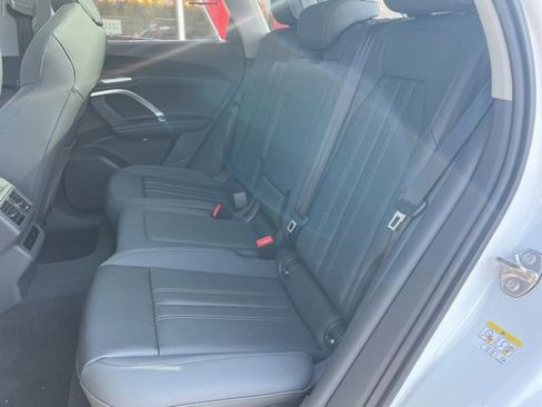 New 2025 Audi Q5 Premium Plus image 26