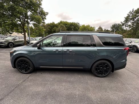 New 2026 Kia Carnival SX w/ SX Dark Edition Package image 8