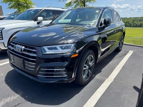 Used 2020 Audi Q5 e Premium Plus w/ Premium Plus Package AWD/4WD image 3