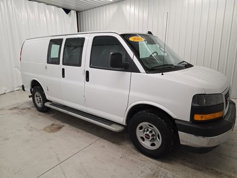 Used 2024 GMC Savana 2500 Work Van w/ Driver Convenience Package image 3