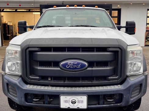 Used 2014 Ford F550 2WD Regular Cab Super Duty image 13