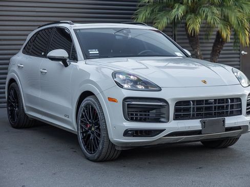 Certified 2023 Porsche Cayenne GTS image 6