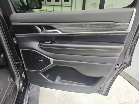 Used 2022 Jeep Wagoneer Series II image 44