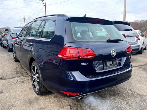 Used 2016 Volkswagen Golf Limited Edition image 12