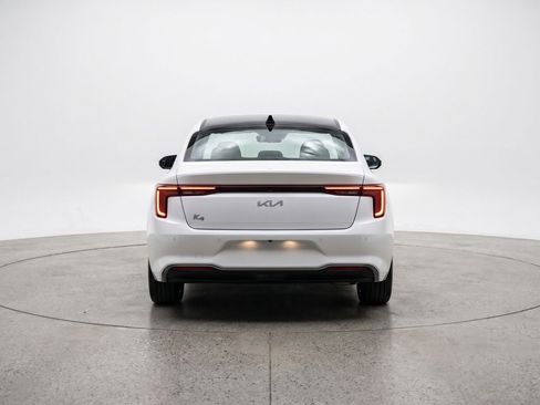 Used 2025 Kia K4 LXS image 7