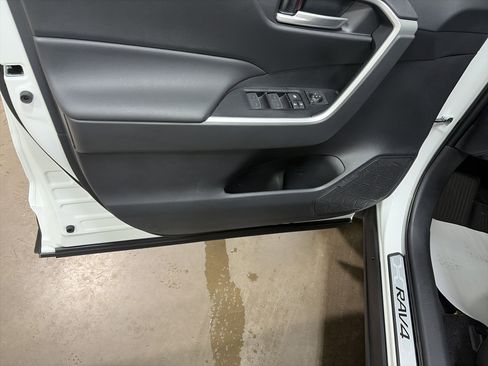 New 2025 Toyota RAV4 XLE image 13