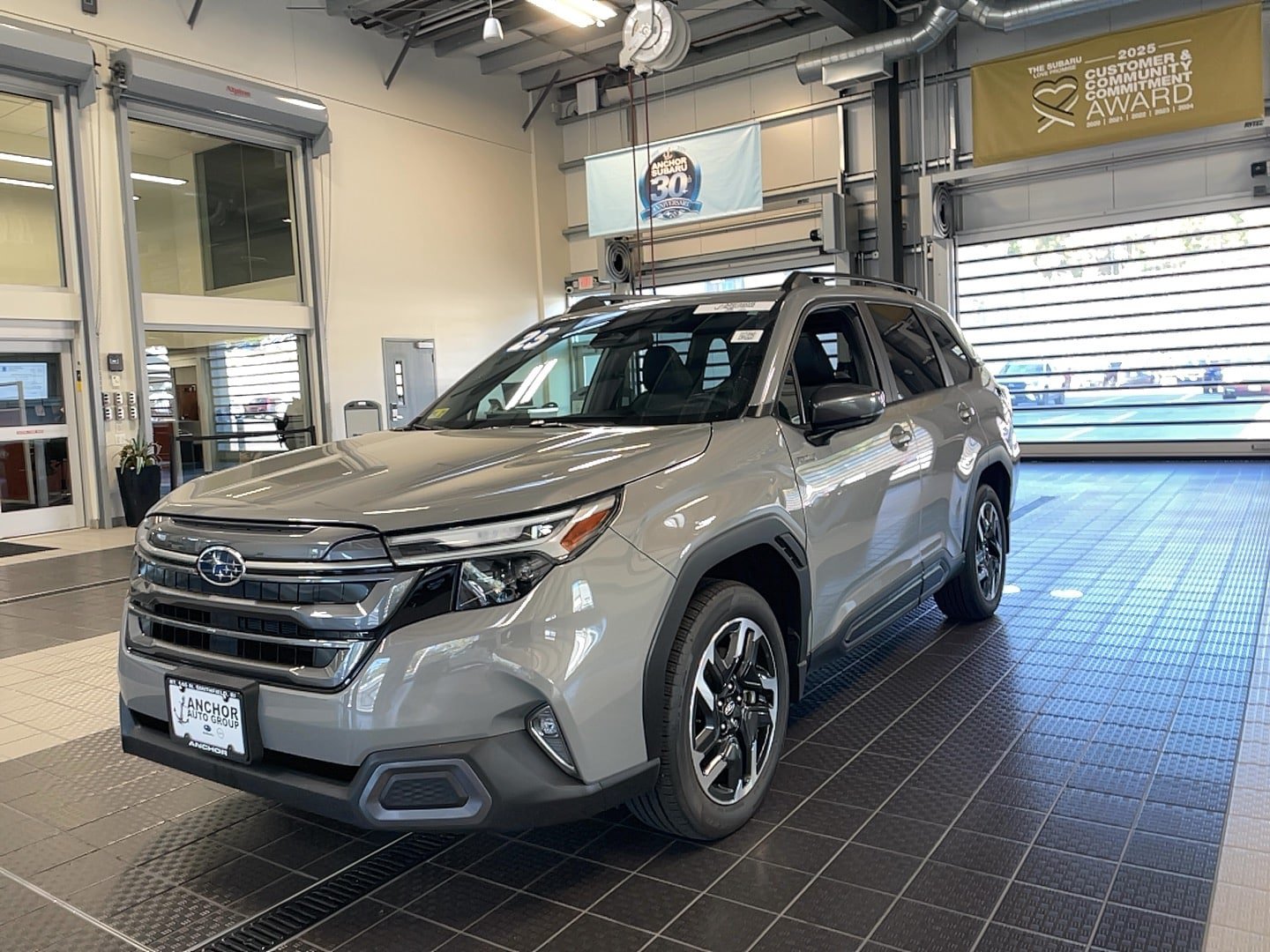 Used 2025 Subaru Forester Limited AWD/4WD image 3
