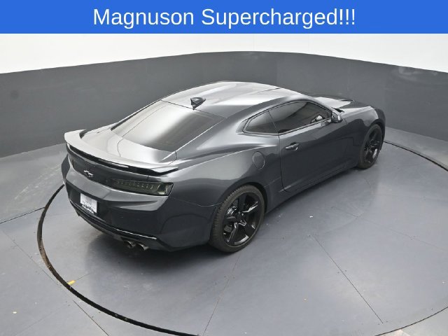 Used 2017 Chevrolet Camaro SS RWD image 18