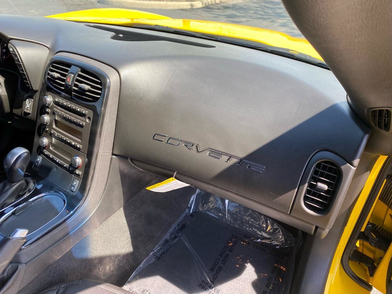 Used 2008 Chevrolet Corvette Coupe w/ Preferred Equipment Group RWD image 26