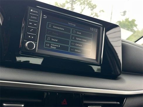 Used 2025 Nissan Kicks S image 15