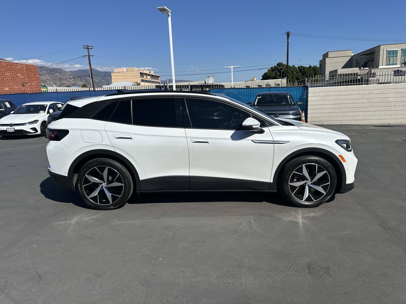 Certified 2023 Volkswagen ID.4 Pro S RWD image 3