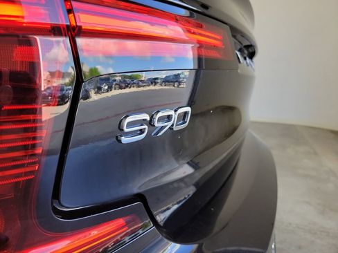 Certified 2023 Volvo S90 B6 Plus AWD/4WD image 8