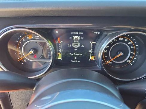 Certified 2023 Jeep Wrangler Unlimited Sahara AWD/4WD image 26
