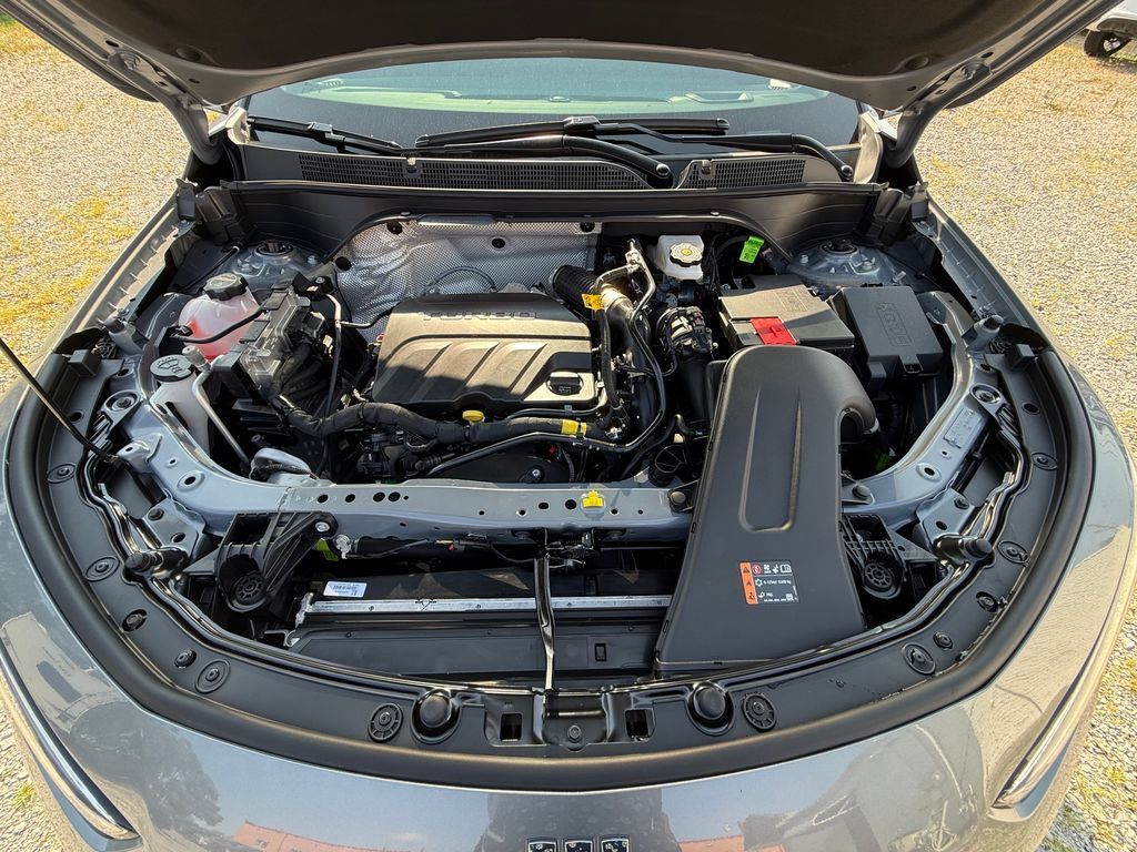 New 2026 Buick Envista Sport Touring w/ Advanced Safety Package FWD image 18