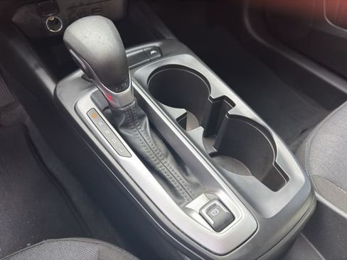 Used 2025 Chevrolet Trax LS FWD image 20