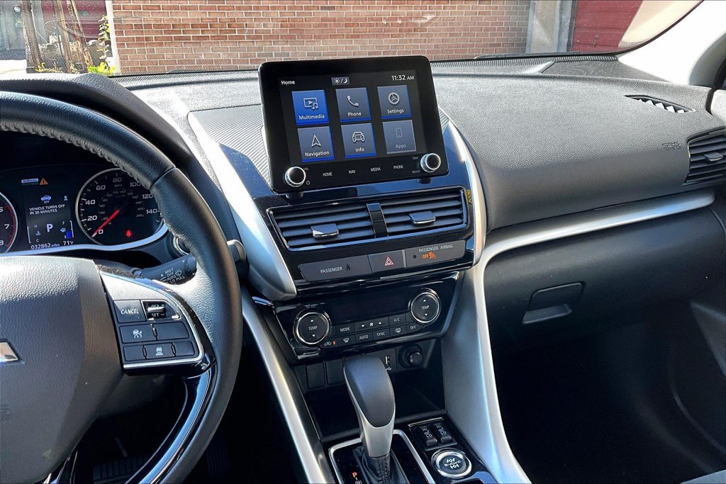 Used 2025 Mitsubishi Eclipse Cross SE AWD/4WD image 6