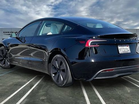 Used 2025 Tesla Model 3 Long Range RWD image 10