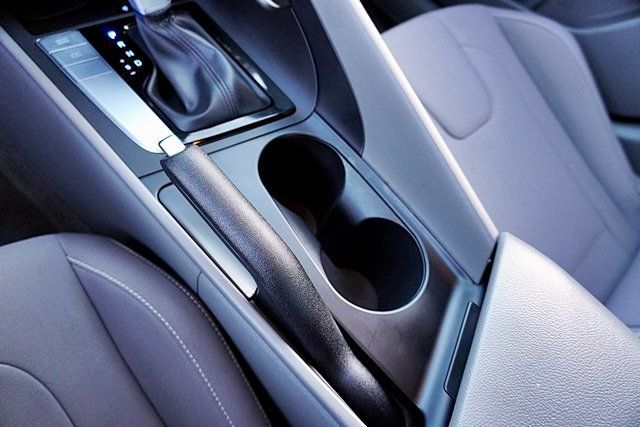 Certified 2026 Hyundai Elantra Sport FWD image 42
