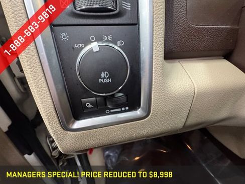 Used 2016 RAM 1500 Classic SLT w/ SLT Plus D←cor Group AWD/4WD image 24