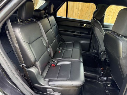 Used 2021 Ford Explorer 4WD Police Interceptor image 32