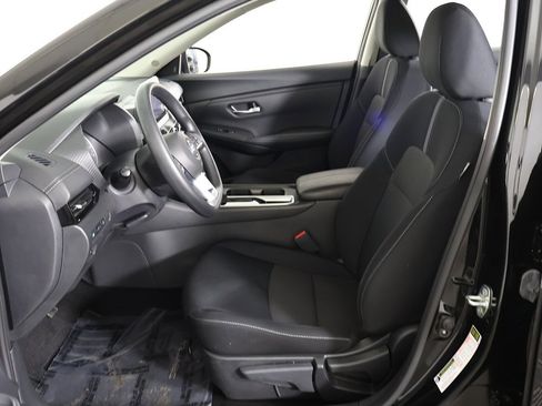 Used 2023 Nissan Sentra SV image 27