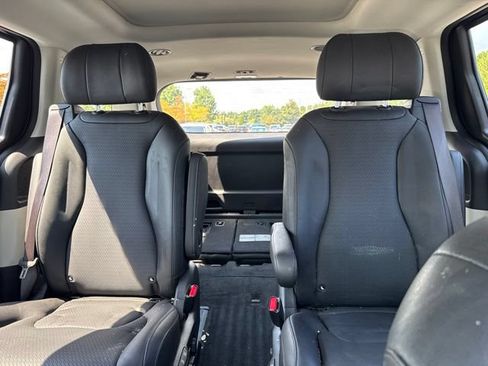 Used 2024 Kia Carnival SX Prestige FWD image 9