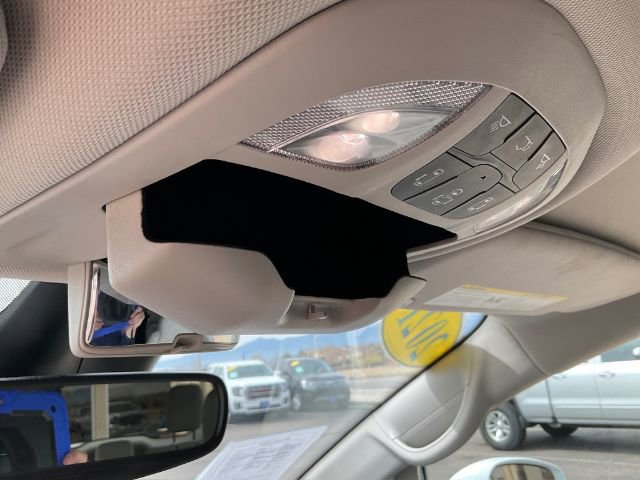 Used 2021 Chrysler Pacifica Touring-L FWD image 28