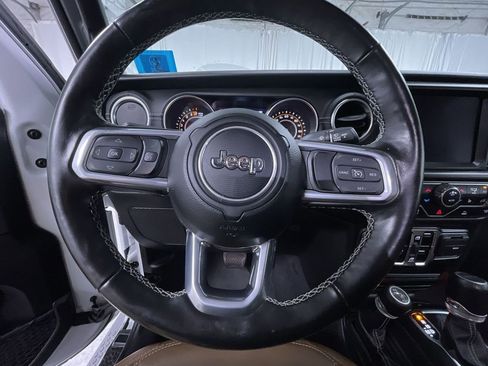 Used 2022 Jeep Gladiator Overland w/ Popular Equipment Package image 15