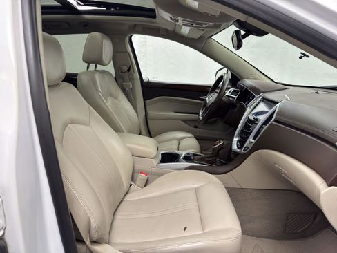 Used 2016 Cadillac SRX Luxury image 39