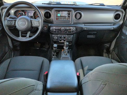Used 2021 Jeep Gladiator Sport AWD/4WD image 14