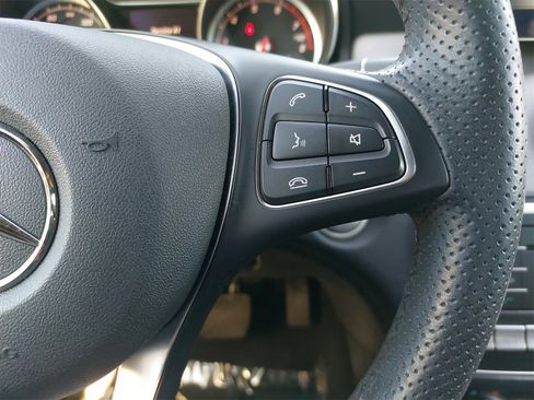 Used 2019 Mercedes-Benz GLA 250 4MATIC image 18