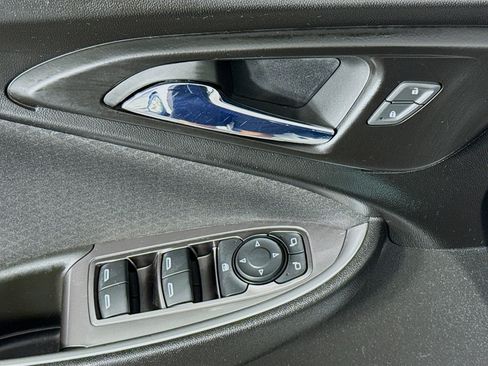 Used 2018 Chevrolet Malibu LS image 23