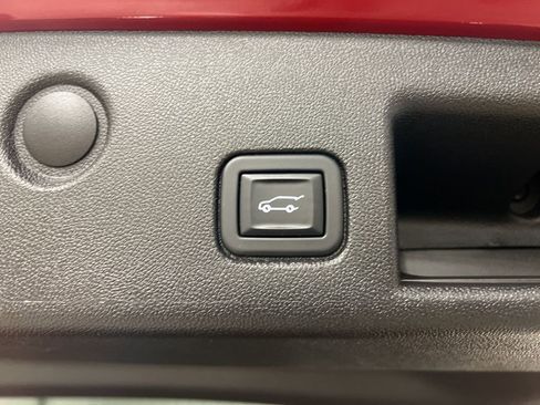 Certified 2023 Chevrolet Equinox LT image 8